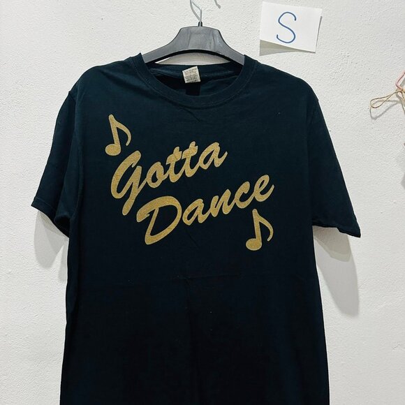 Gildan Other - gotta dance shirt